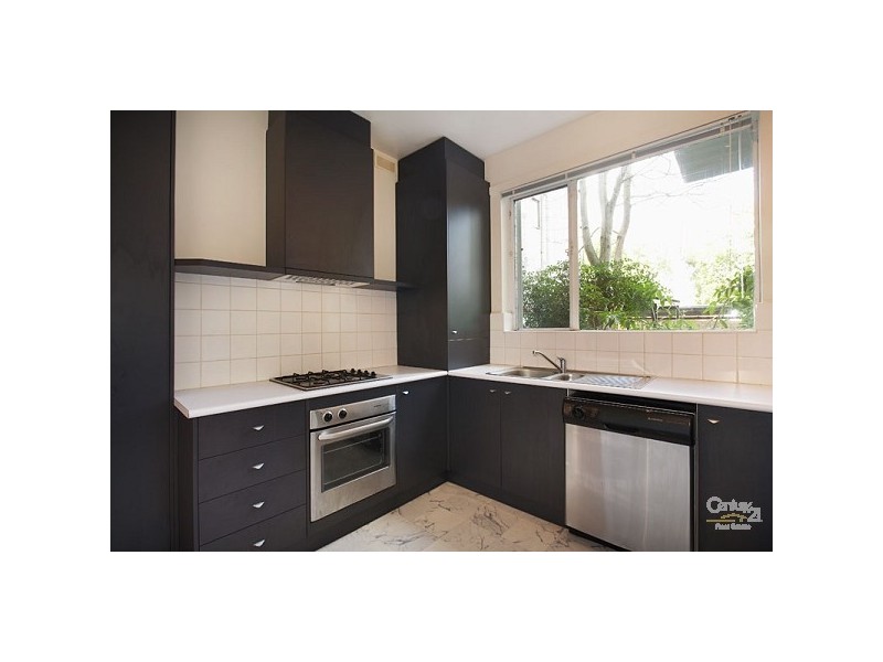7/4 RAE COURT, Prahran VIC 3181