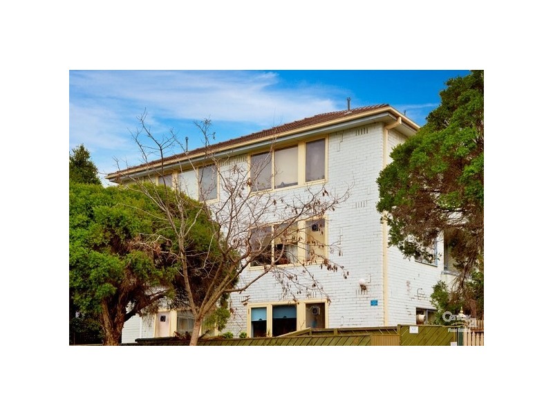 2/16 Byron Street, Elwood VIC 3184