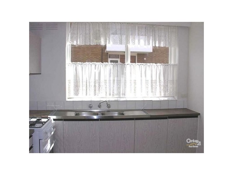 8/3 BROWNING STREET, Elwood VIC 3184