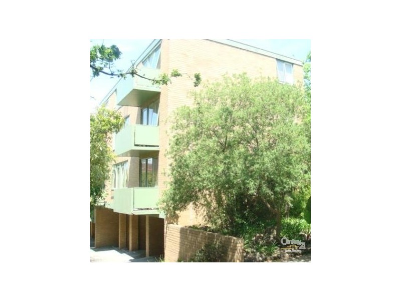 8/38 KENSINGTON ROAD, South Yarra VIC 3141