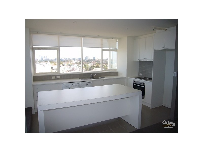 12B/12 MARINE PARADE, St Kilda VIC 3182