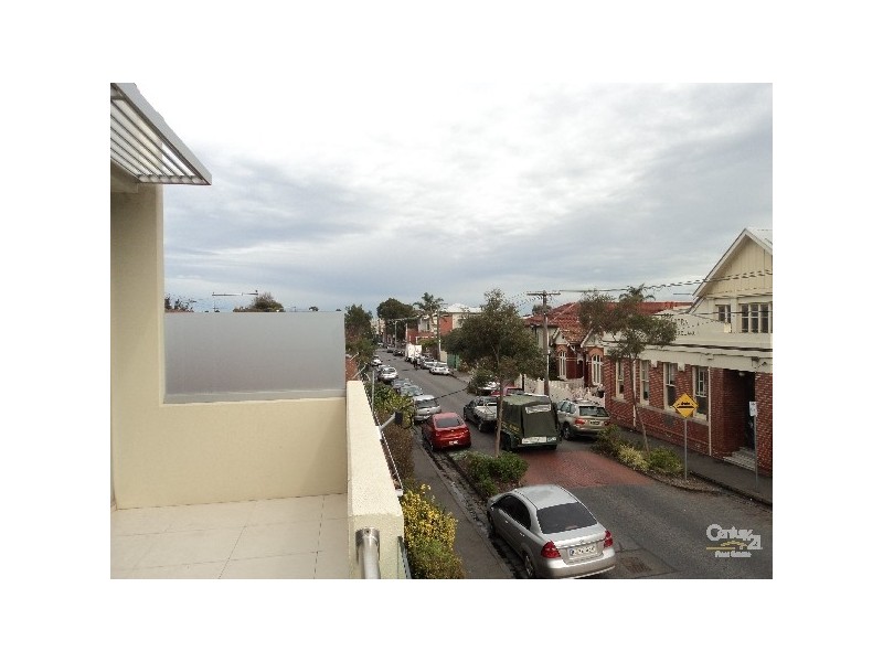 12B NELSON STREET, St Kilda East VIC 3183