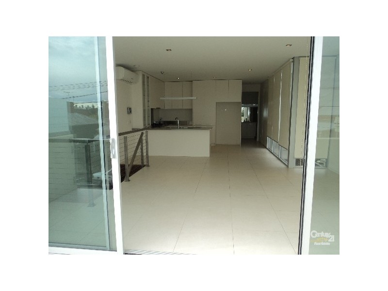 12B NELSON STREET, St Kilda East VIC 3183