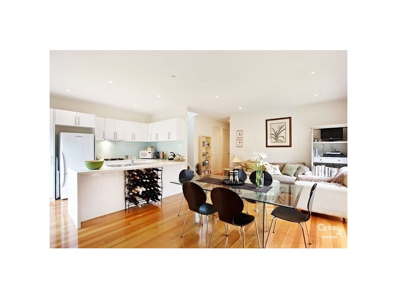 2/37 Munro Avenue, Ashburton VIC 3147