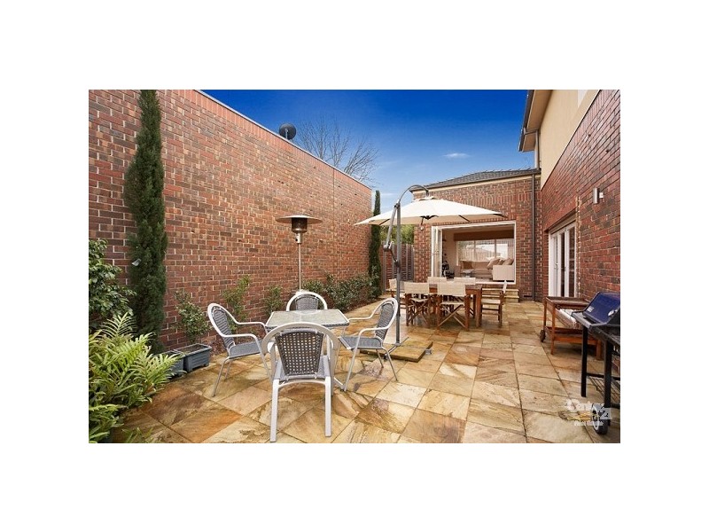 2/37 Munro Avenue, Ashburton VIC 3147
