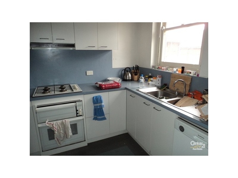 2/12 QUAMBY AVENUE, South Yarra VIC 3141