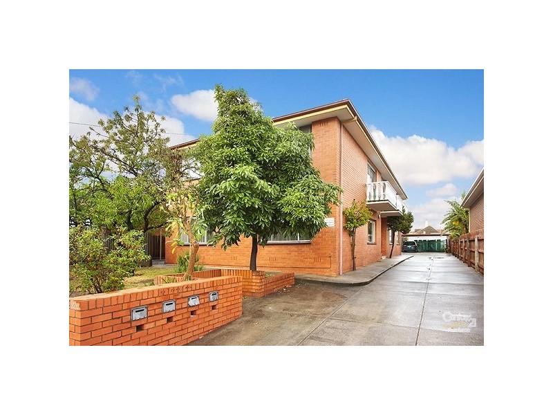 2/8 GORDON GROVE, Malvern VIC 3144