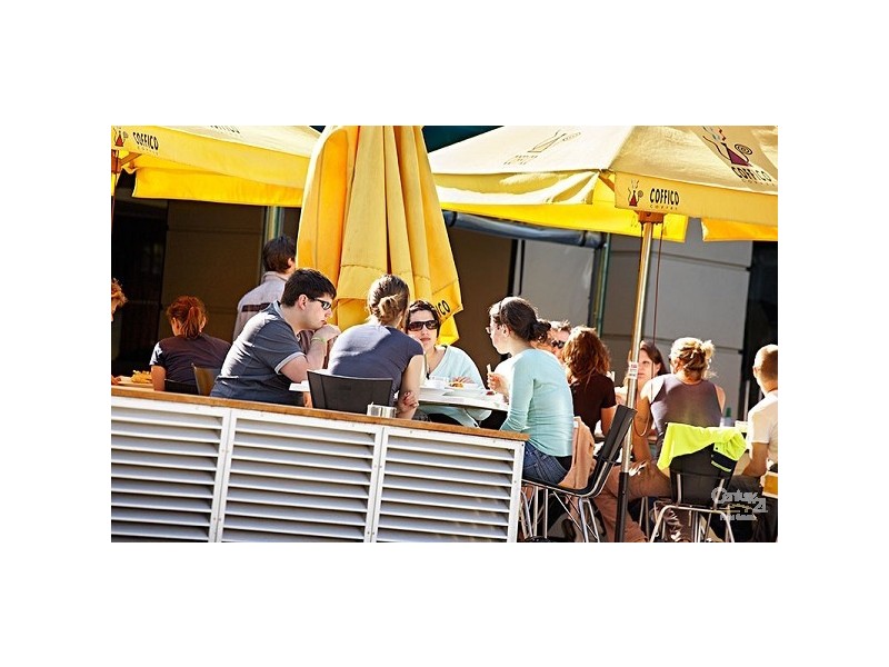 2/8 GORDON GROVE, Malvern VIC 3144