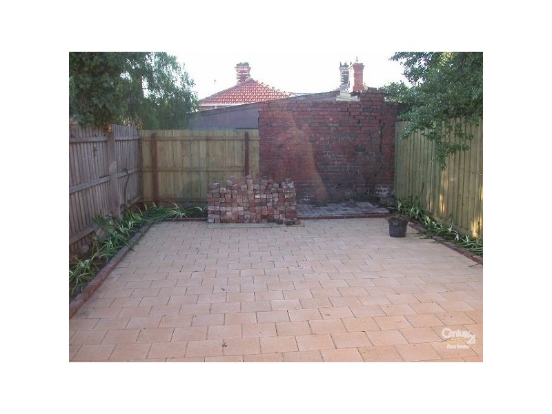 9 HENRY STREET, Prahran VIC 3181