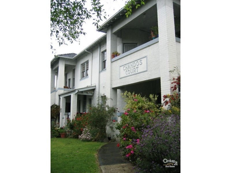 7/17-25 CHARNWOOD CRESCENT, St Kilda VIC 3182