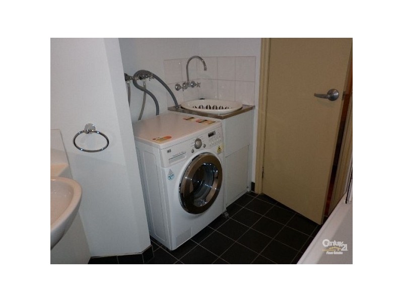 108/238 FLINDERS LANE, Melbourne VIC 3000