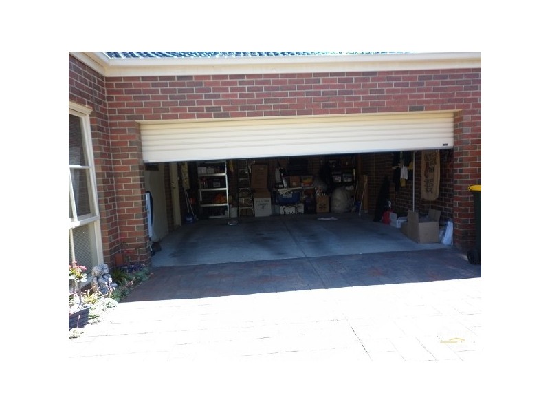 2/22 HAWTHORN AVENUE, Caulfield North VIC 3161