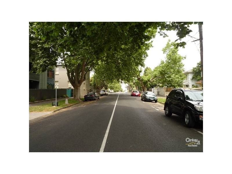 7/15 DICKENS STREET, Elwood VIC 3184