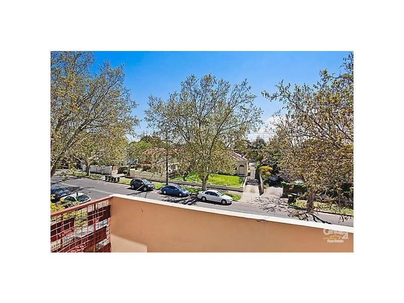 7/15 DICKENS STREET, Elwood VIC 3184