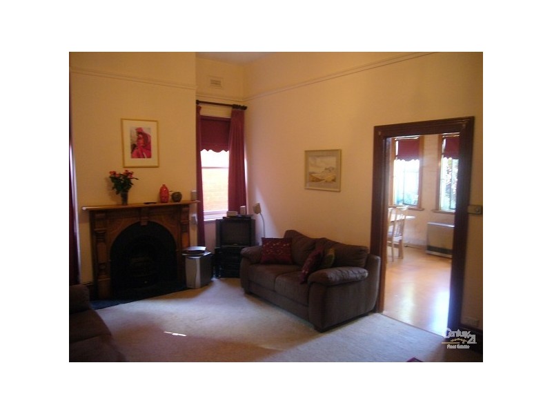 141 RICHARDSON STREET, Albert Park VIC 3206