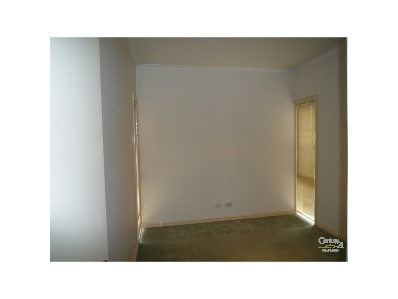 2/22 HAWTHORN AVENUE, Caulfield North VIC 3161