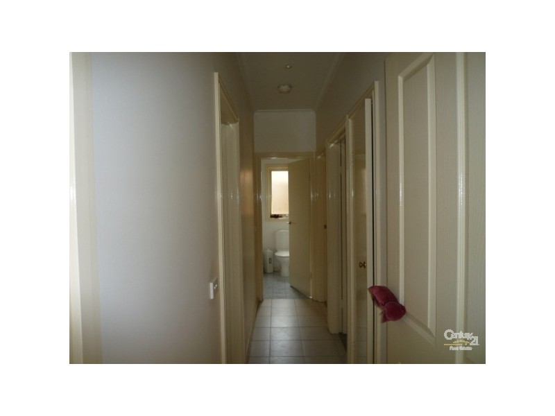 2/22 HAWTHORN AVENUE, Caulfield North VIC 3161