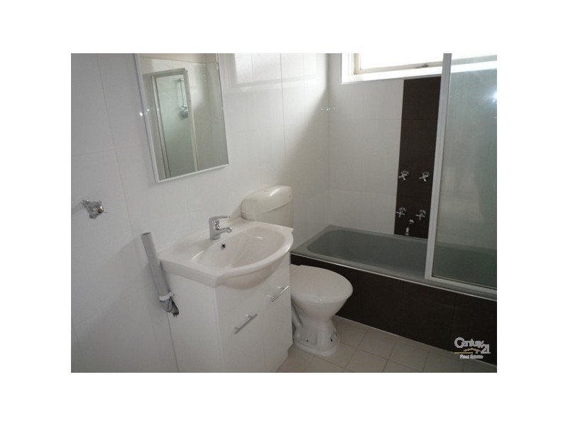 24/19 ELLESMERE ROAD, Prahran VIC 3181