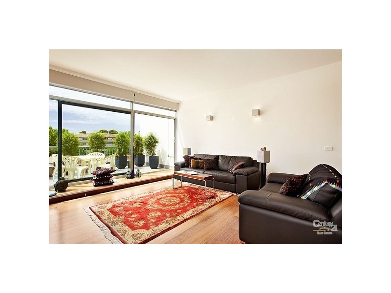 19/11 MOUNT STREET, Prahran VIC 3181