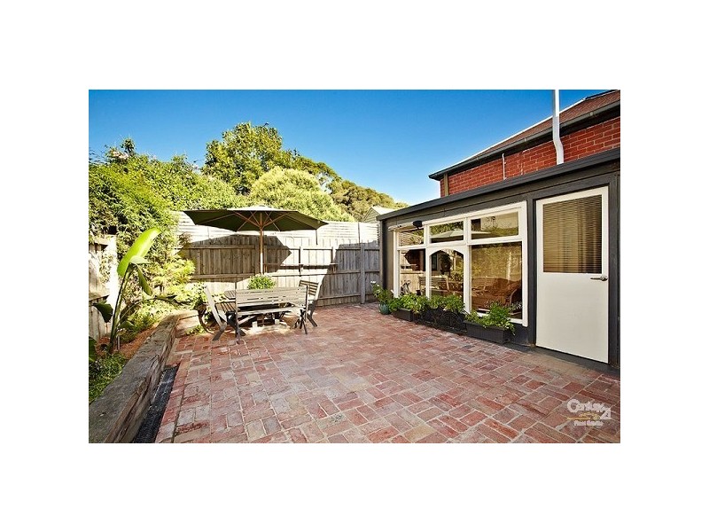 52A VALE STREET, St Kilda VIC 3182