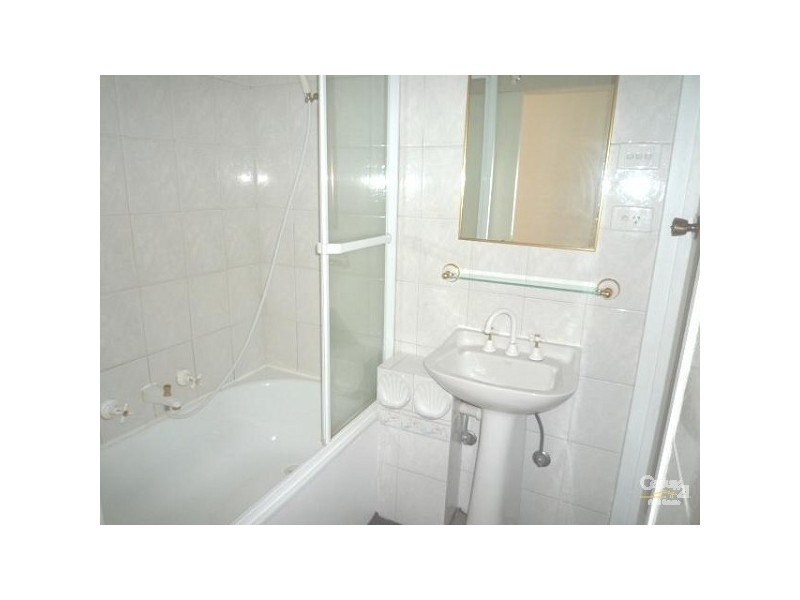 3/232 BARKLY STREET, St Kilda VIC 3182