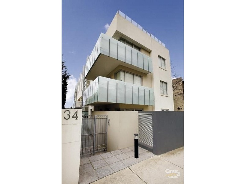 1/34 DARLING STREET, South Yarra VIC 3141