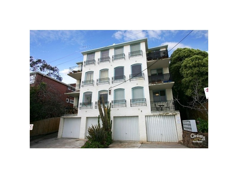 13/2 GORDON GROVE, South Yarra VIC 3141