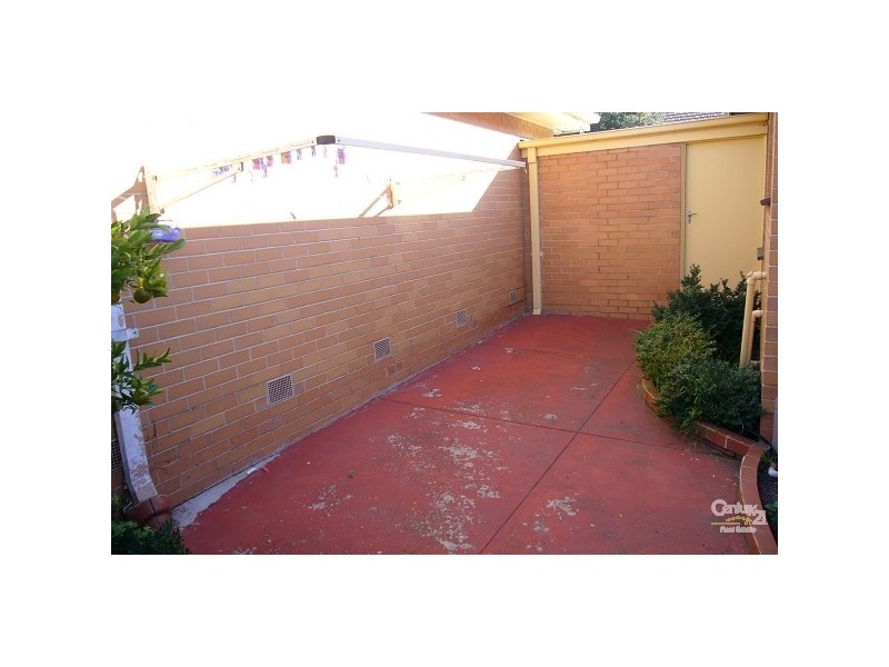 1/40 NEVILLE STREET, Ormond VIC 3204