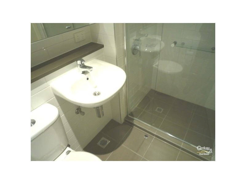 104/233 DANDENONG ROAD, Prahran VIC 3181