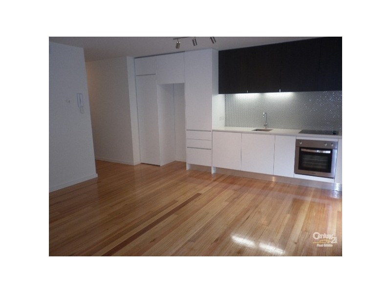 8/704 VICTORIA STREET, North Melbourne VIC 3051