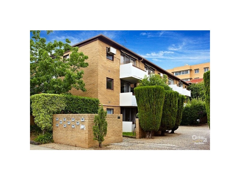 2/29 UPTON ROAD, Prahran VIC 3181