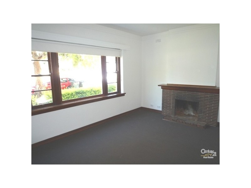 2/160 BRIGHTON ROAD, Elwood VIC 3184