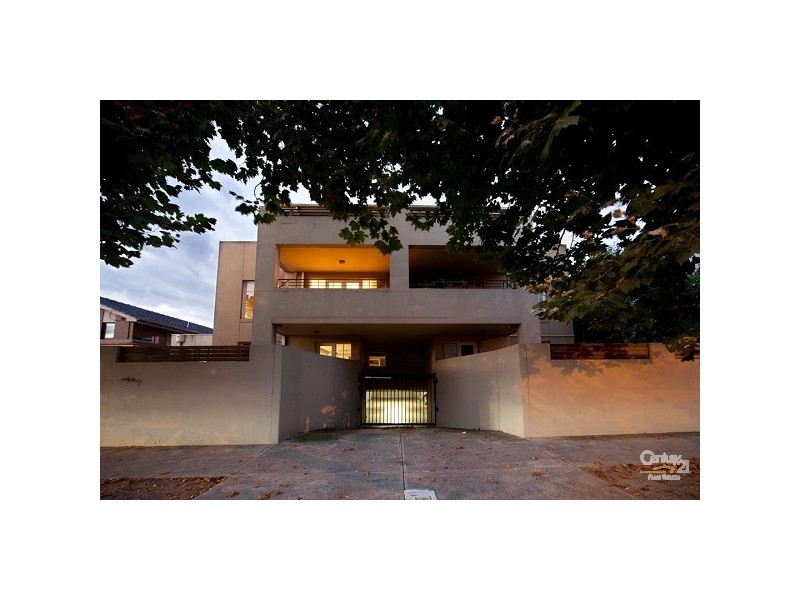 5/261 DANDENONG ROAD, Prahran VIC 3181