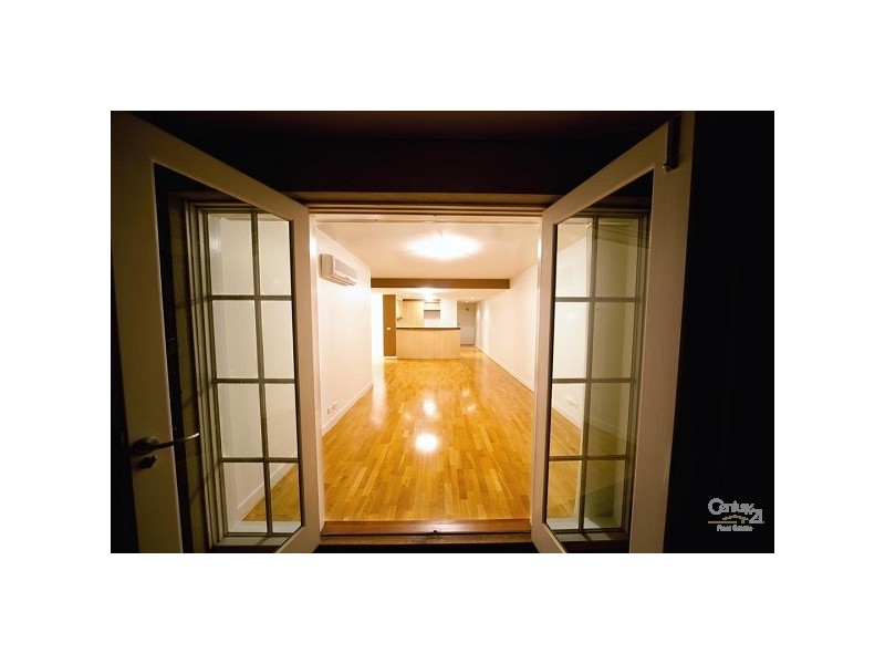 5/261 DANDENONG ROAD, Prahran VIC 3181