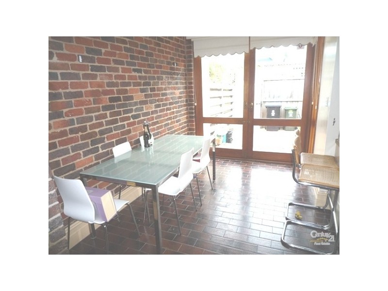 52 UPTON ROAD, Prahran VIC 3181