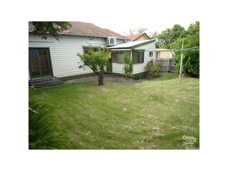 20 ATHELSTAN ROAD, Camberwell VIC 3124