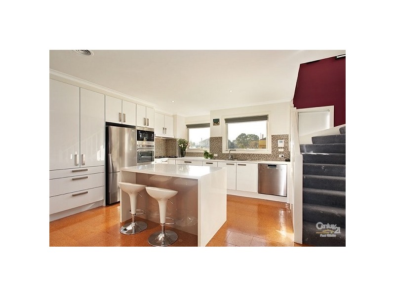 4/162 INKERMAN STREET, St Kilda VIC 3182