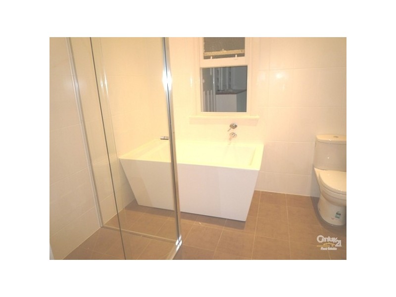 22 ATHELSTAN ROAD, Camberwell VIC 3124