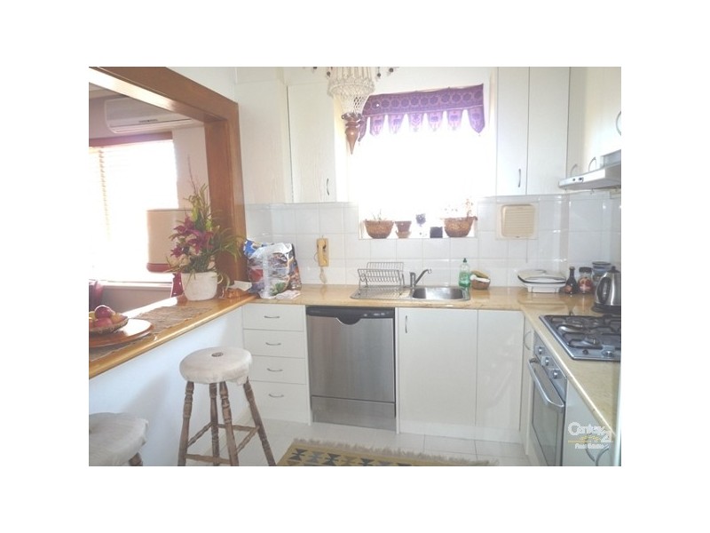10/1 ELLESMERE ROAD, Windsor VIC 3181
