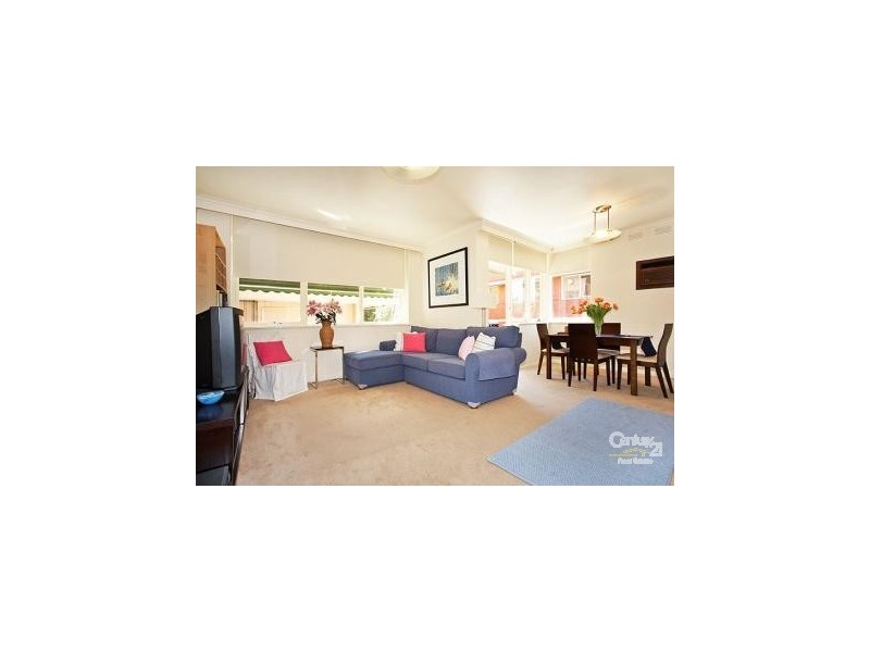 6/20 TENNYSON STREET, St Kilda VIC 3182