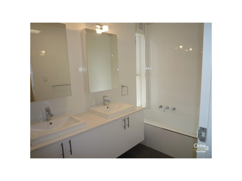 23/41 CHAPEL STREET, St Kilda VIC 3182