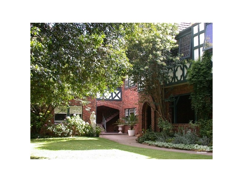 7/305 DANDENONG ROAD, Prahran VIC 3181