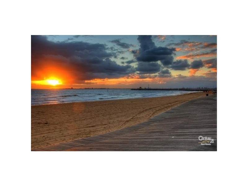 3/57 ROBE STREET, St Kilda VIC 3182