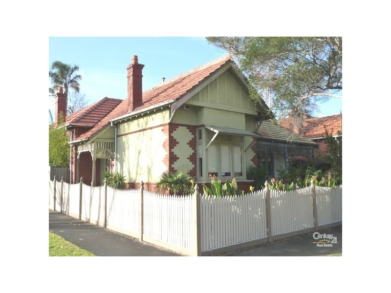 40 IRVING AVENUE, Prahran VIC 3181