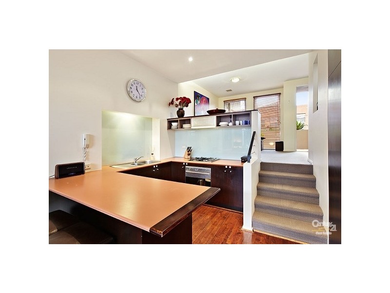12/11 ST EDMONDS ROAD, Prahran VIC 3181