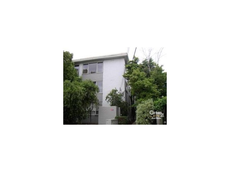 9/32 ABERDEEN ROAD, Prahran VIC 3181