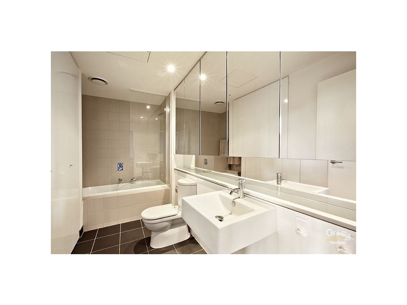 310/163 INKERMAN STREET, St Kilda VIC 3182