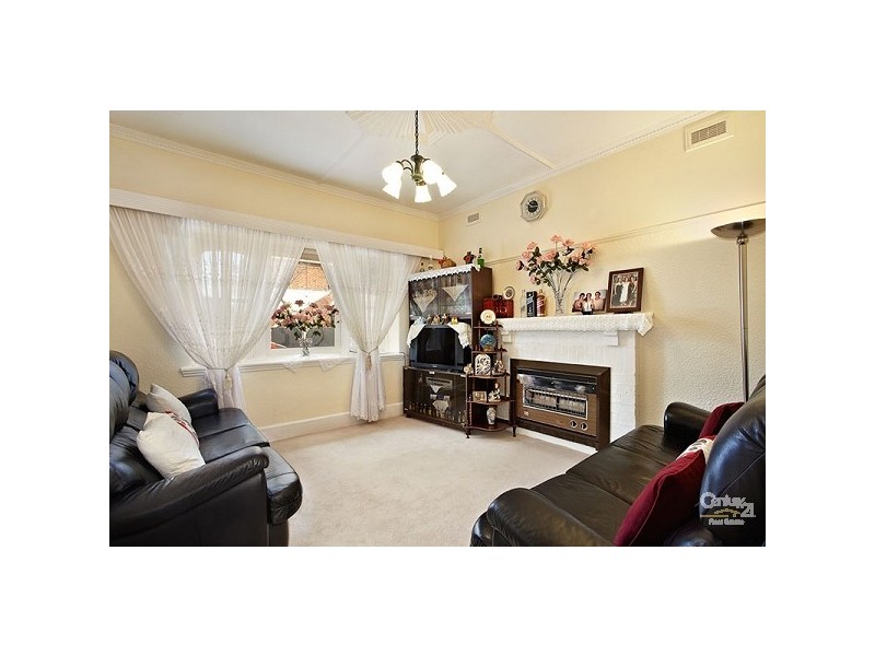 8 LEILA STREET, Prahran VIC 3181