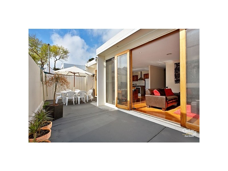 17 MARY STREET, Windsor VIC 3181