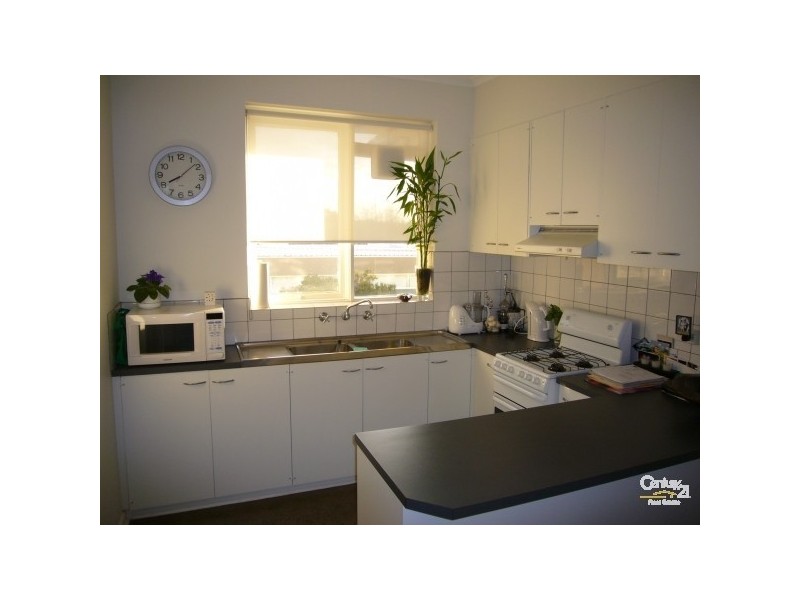 12/30 SHELLEY STREET, Elwood VIC 3184